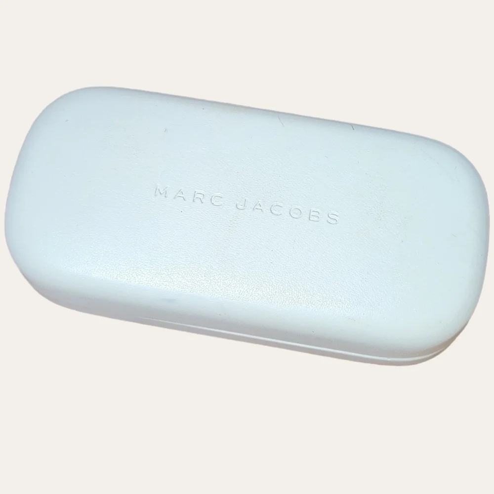 Marc Jacobs White Leather Hard Shell Sunglass Case